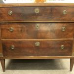 801 2385 CHEST OF DRAWERS